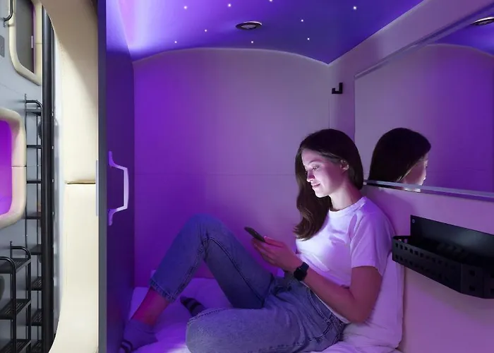 Capsule Hotel Constellation 89 Львів