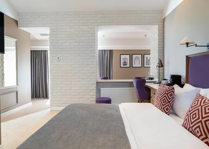Best Western Plus Market Square Львів